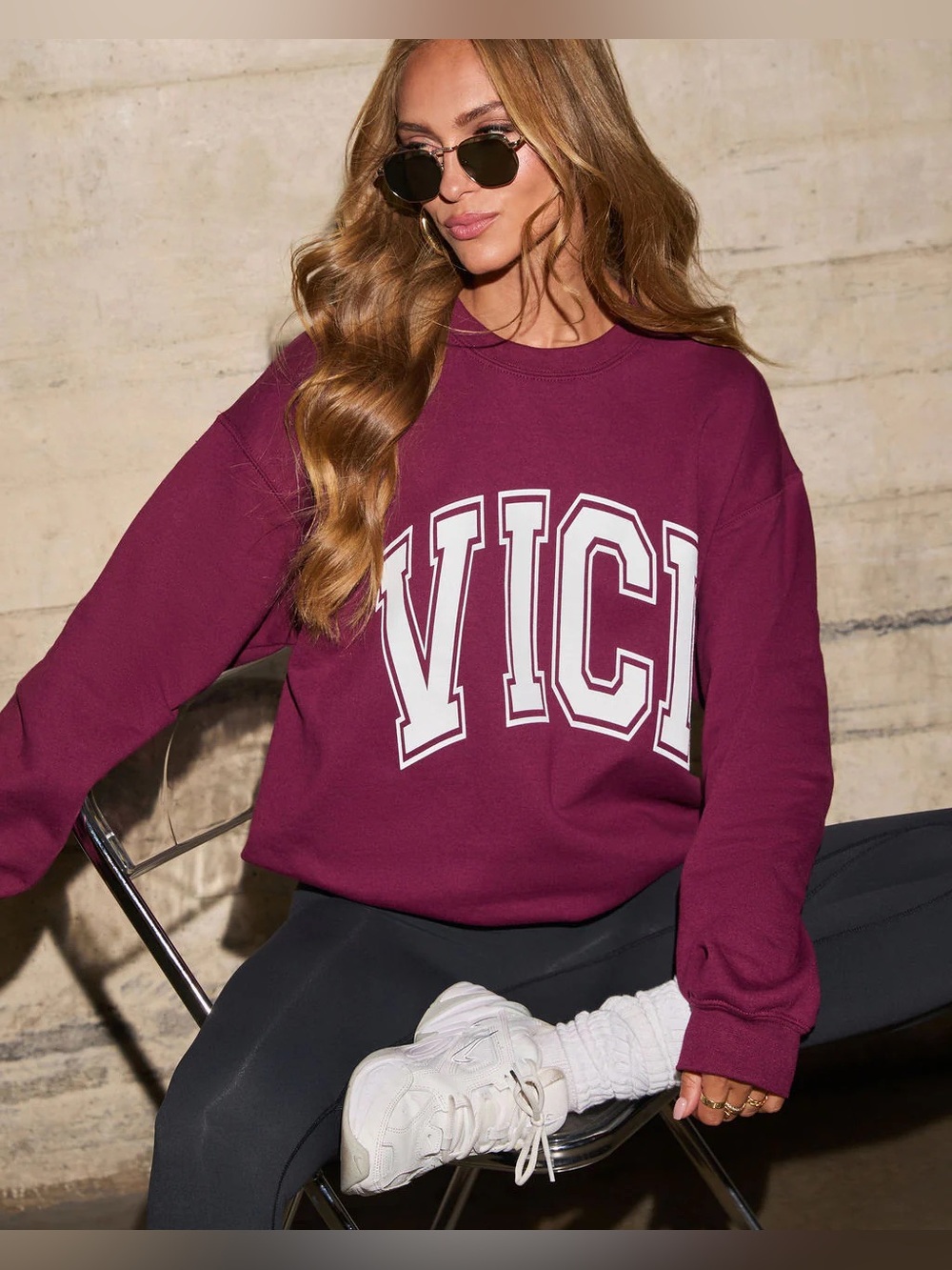 New Without Tags Vici Muse Oversized Graphic Sweatshirt in Maroon Size M/L $58